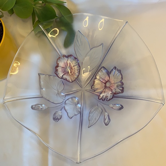 Mikasa Calypso frosted Crystal Walther glass 13” Fruit Bowl with flowers - Picture 10 of 12